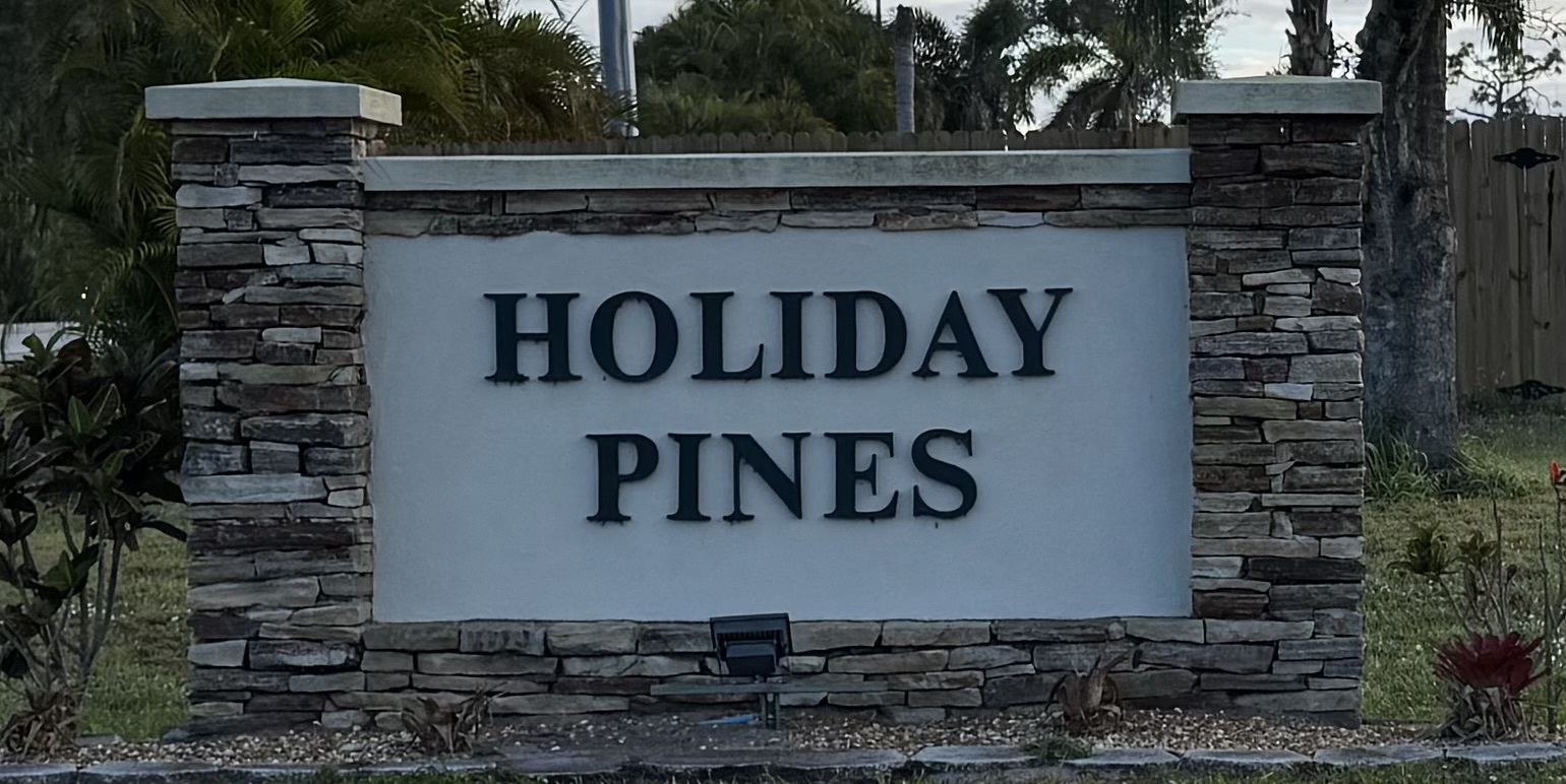 Holiday Pines Eagle Drive (2).jpg